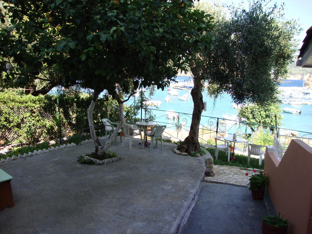 Apartment Molos