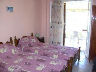 Molos Apartment