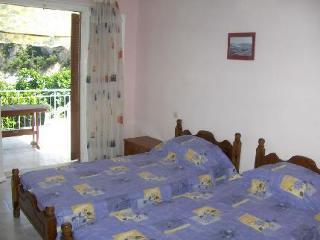 Molos Apartment